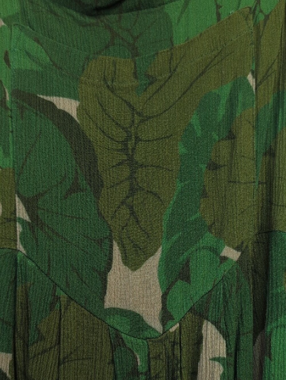 Green Leaf-Print Sleeveless Jersey Romper - Picture 2 of 3